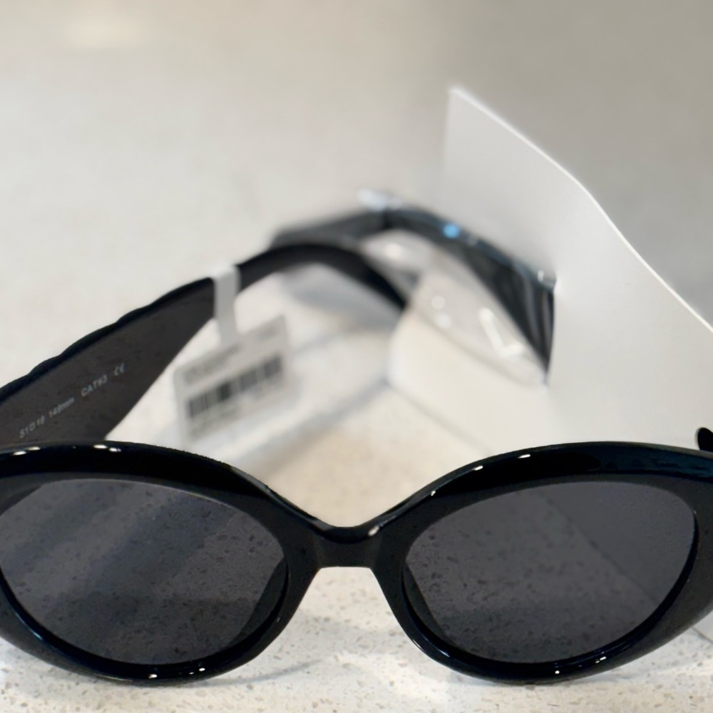 Forever 21 Black Cat-Eye Sunglasses